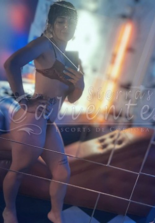 Chel - Escort en Mendoza | Sierras Calientes